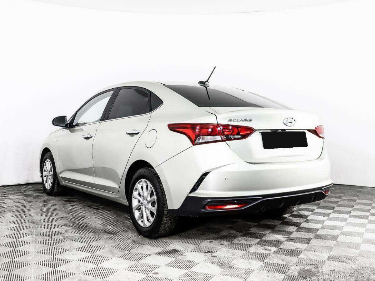 Hyundai Solaris с пробегом — 2020 год. Фото: #6