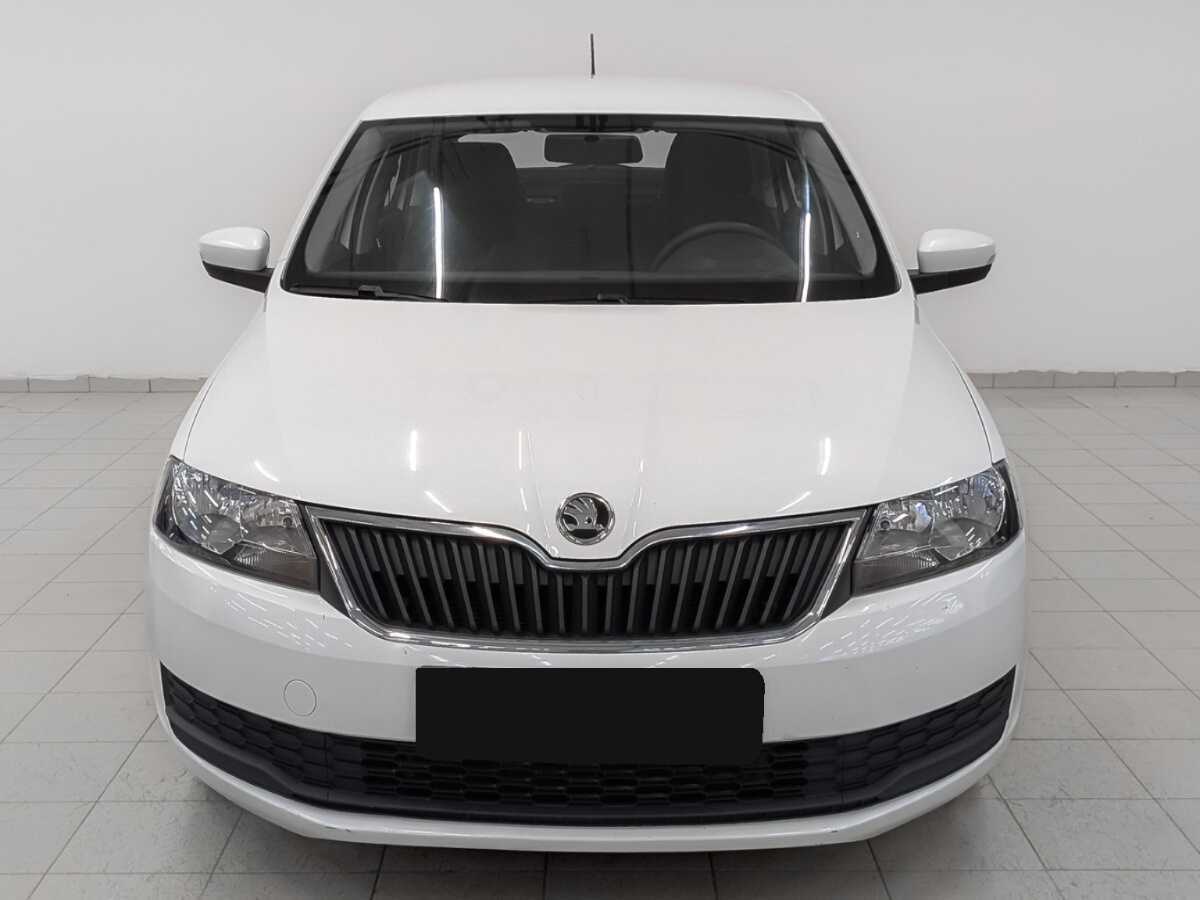 Skoda Rapid с пробегом — 2017 год. Фото: #1