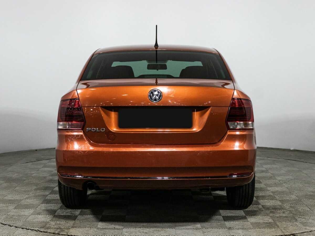 Volkswagen Polo с пробегом — 2016 год. Фото: #5
