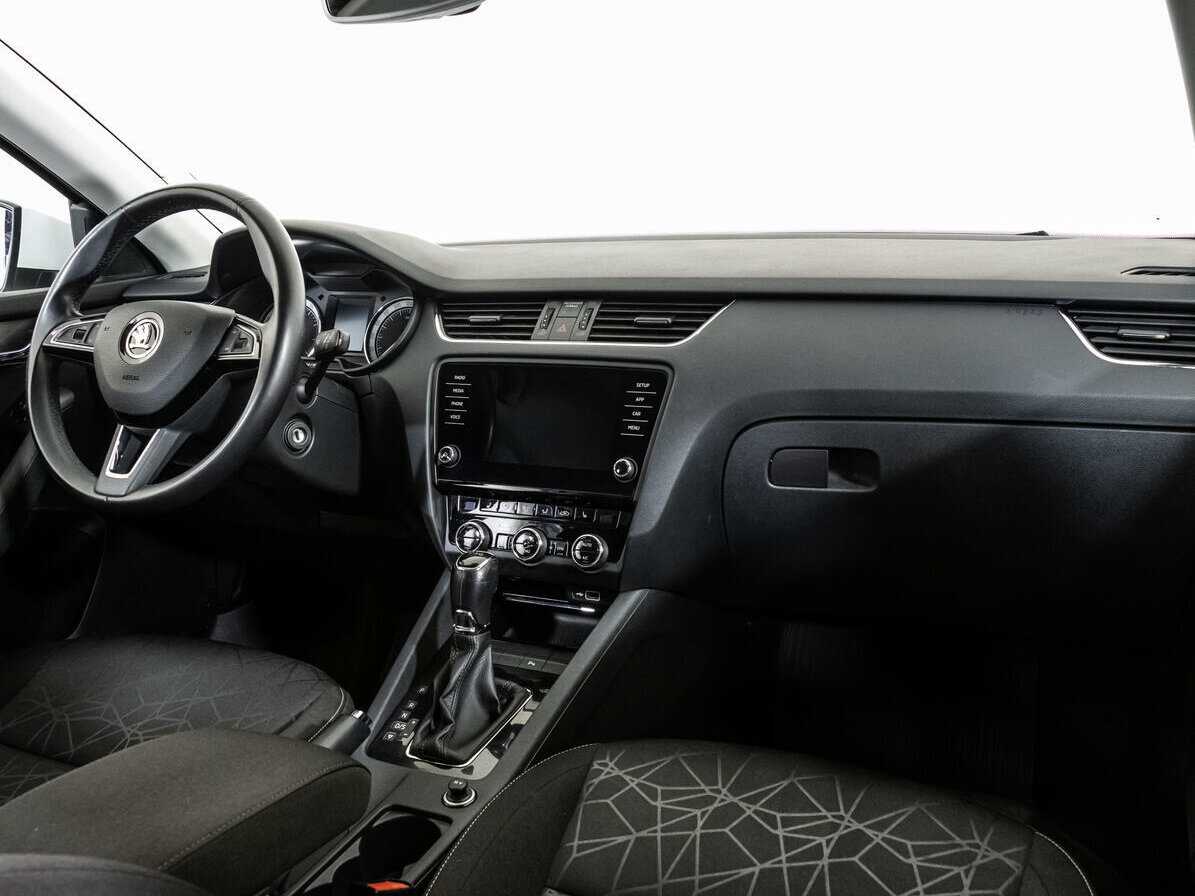Skoda Octavia с пробегом — 2019 год. Фото: #7
