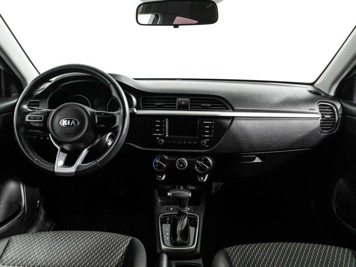 Kia Rio с пробегом — 2020 год. Фото: #12