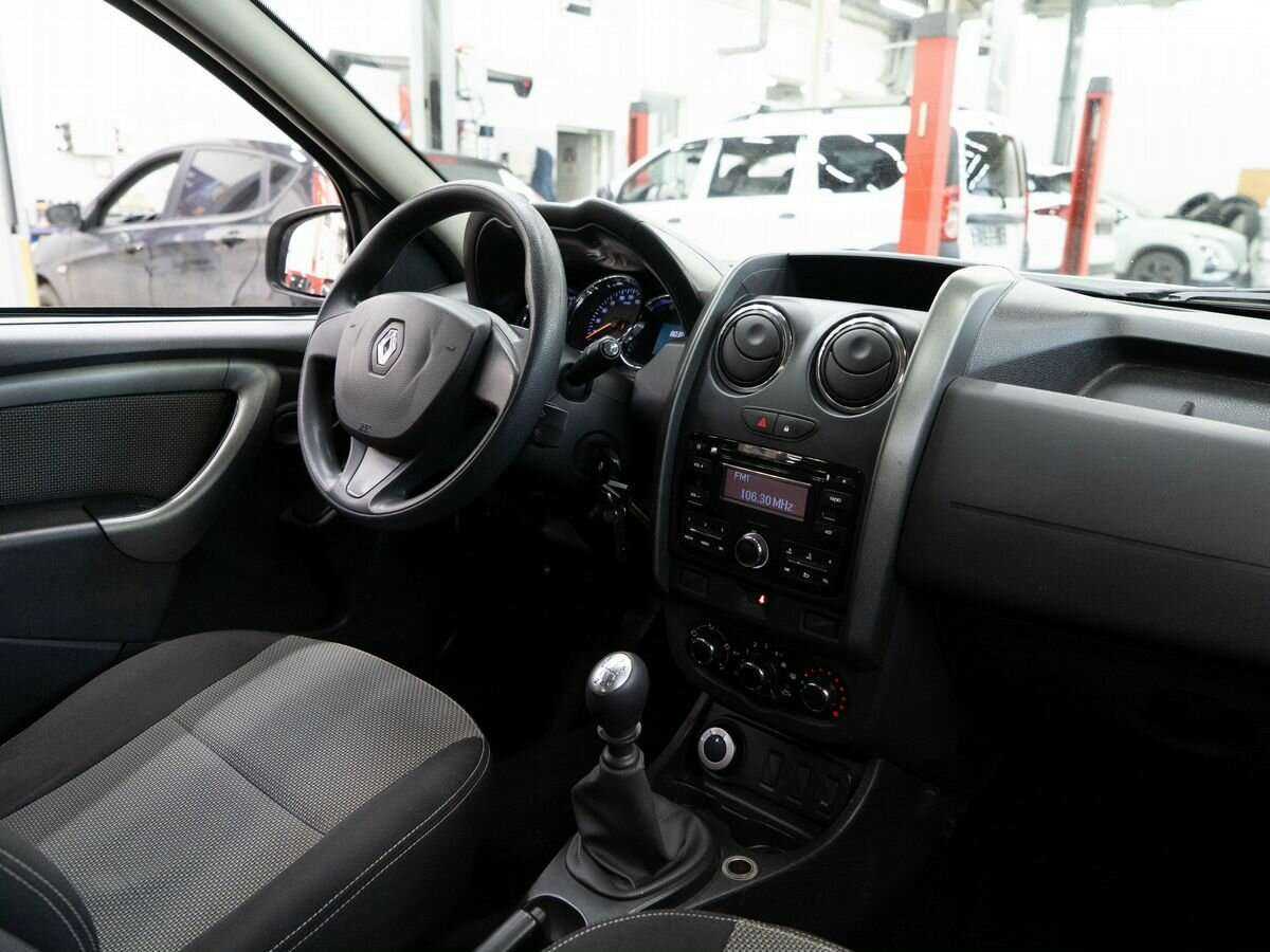 Renault Duster с пробегом — 2015 год. Фото: #16