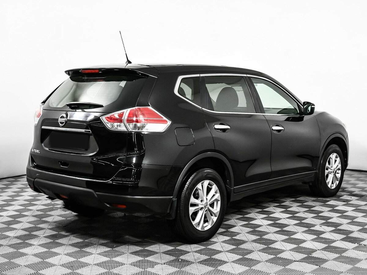 Nissan X-Trail с пробегом — 2015 год. Фото: #4