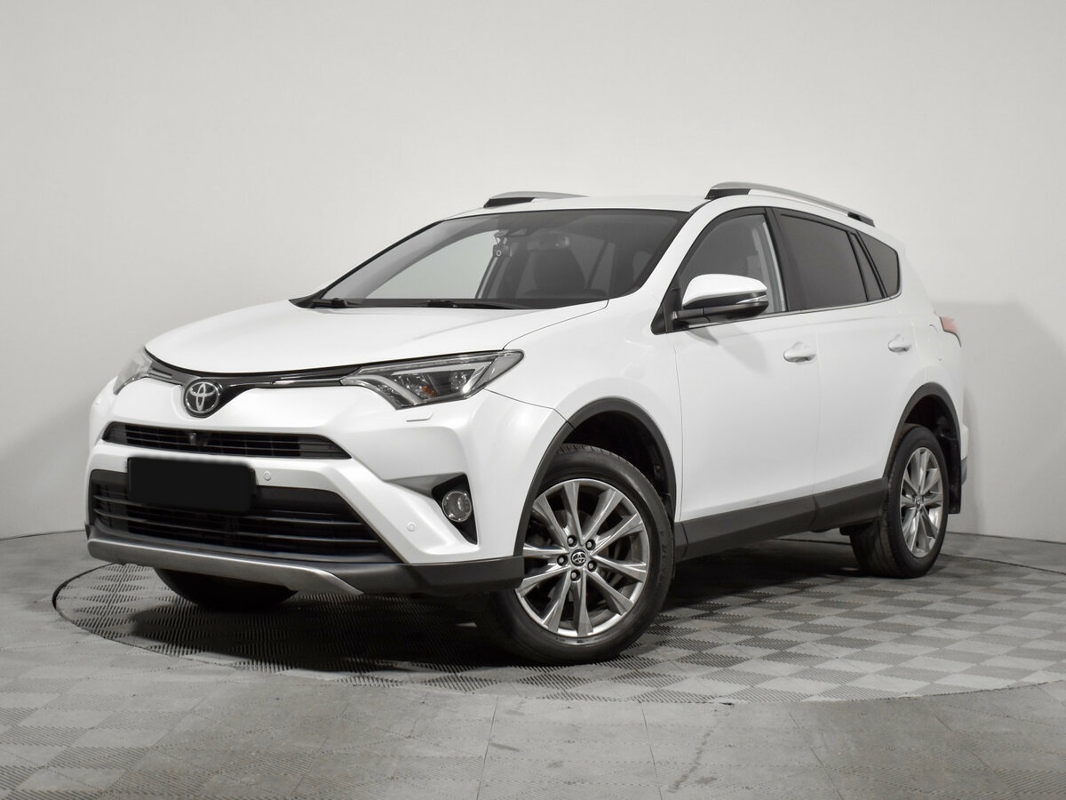 Toyota RAV4 с пробегом — 2017 год. Фото: #0