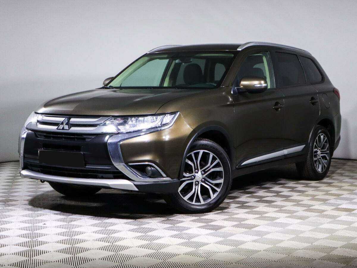 Mitsubishi Outlander с пробегом — 2018 год. Посмотреть фото