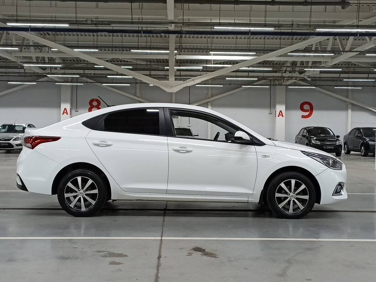 Hyundai Solaris с пробегом — 2019 год. Фото: #3