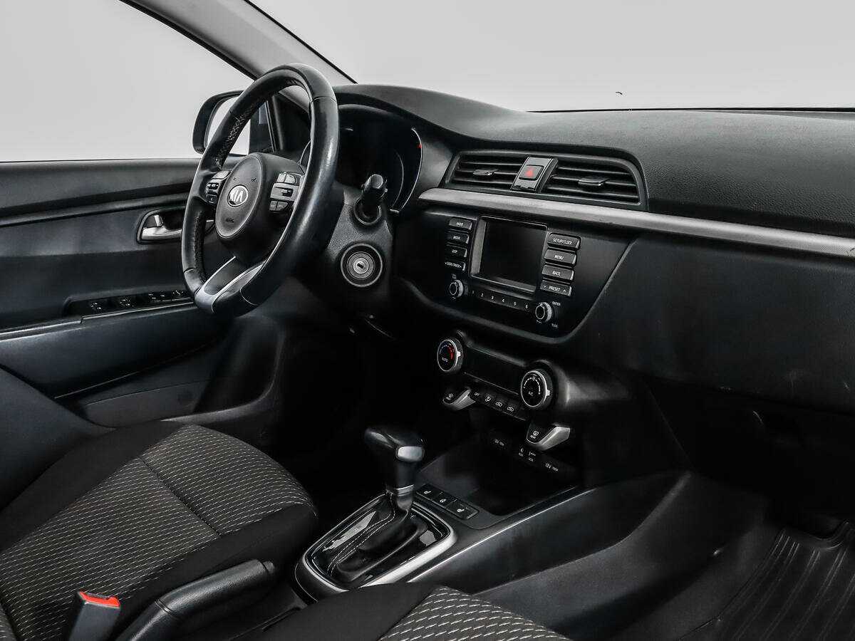 Kia Rio с пробегом — 2019 год. Фото: #10