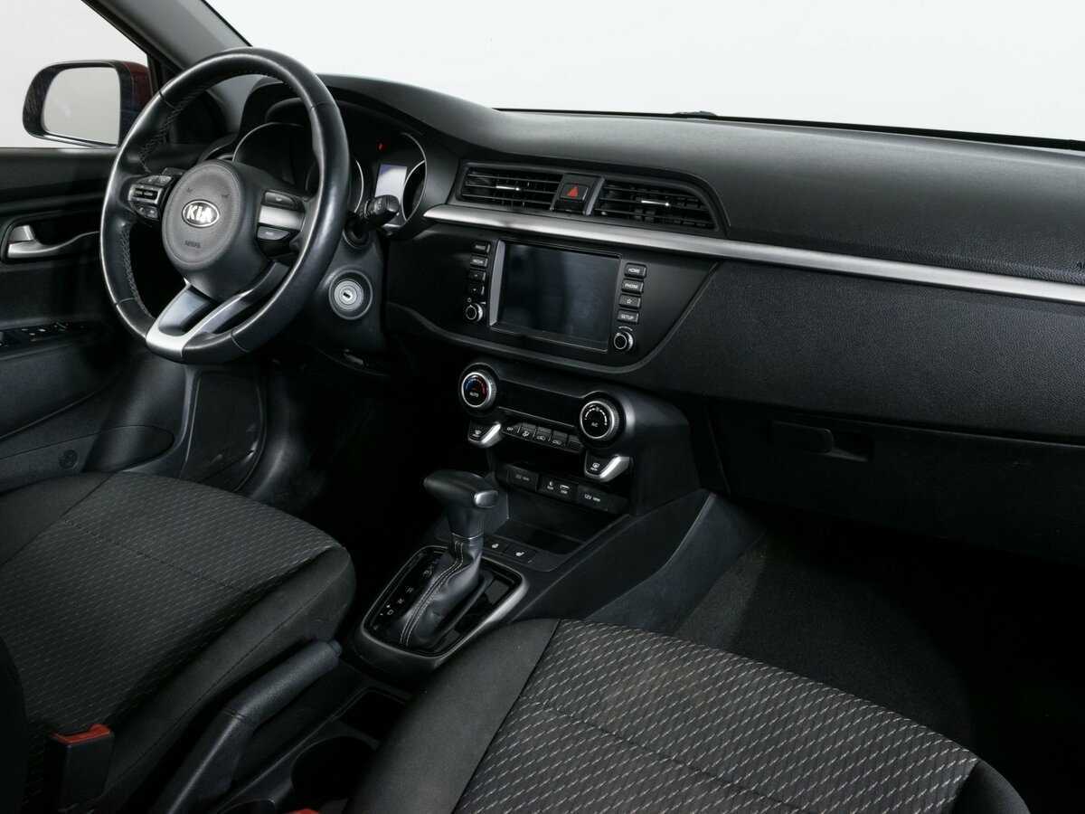 Kia Rio с пробегом — 2018 год. Фото: #7