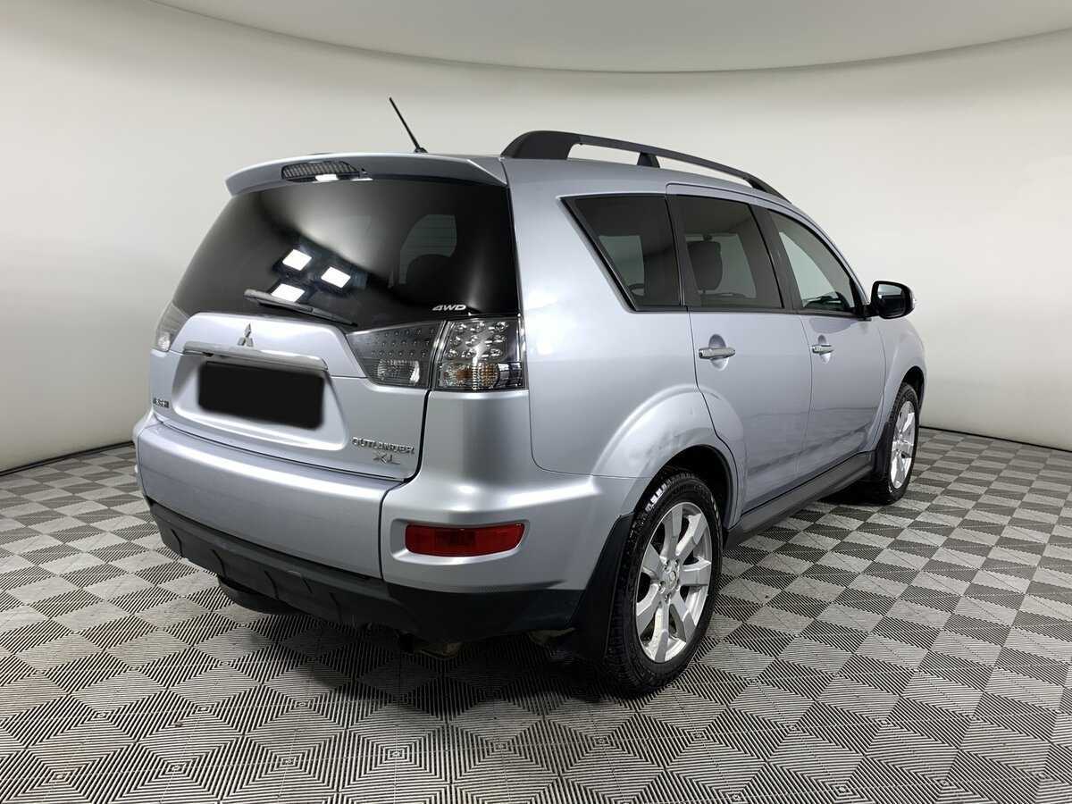 Mitsubishi Outlander с пробегом — 2012 год. Фото: #4