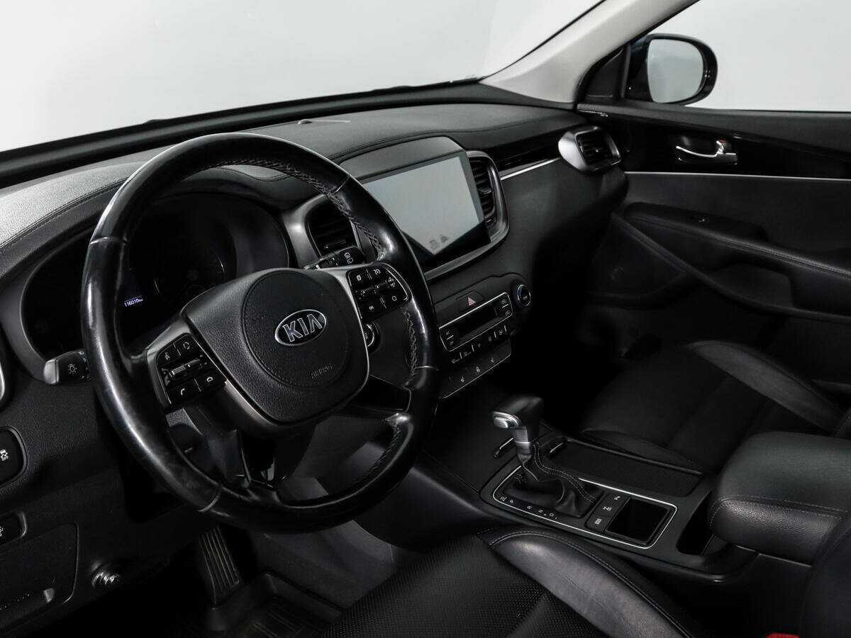 Kia Sorento с пробегом — 2019 год. Фото: #8