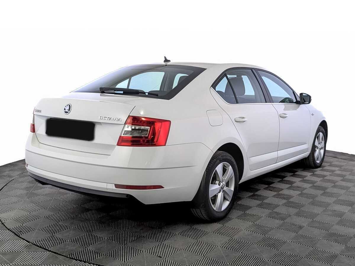 Skoda Octavia с пробегом — 2020 год. Фото: #4