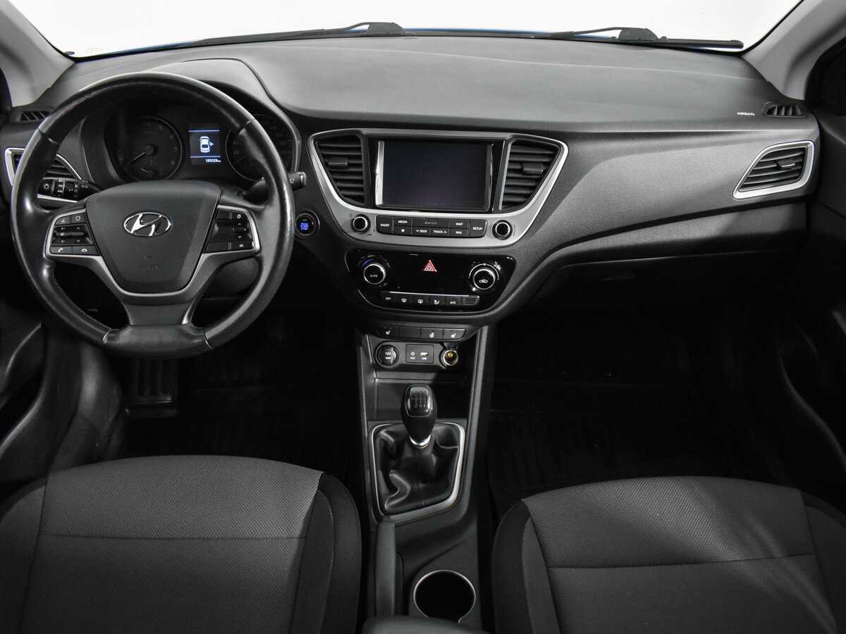 Hyundai Solaris с пробегом — 2017 год. Фото: #12
