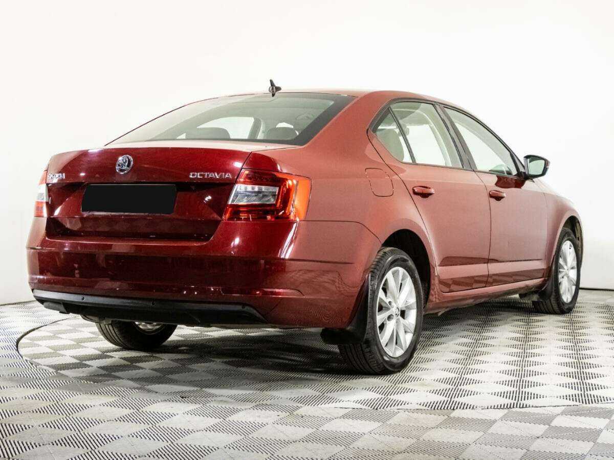 Skoda Octavia с пробегом — 2018 год. Фото: #4
