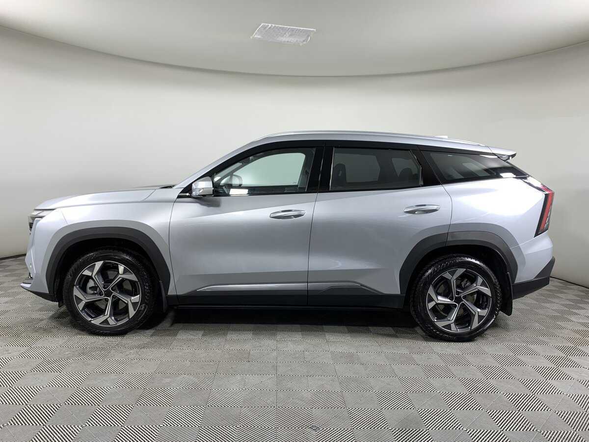 Geely Atlas с пробегом — 2023 год. Фото: #7