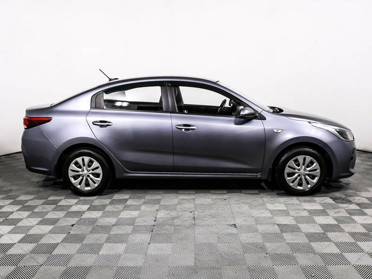 Kia Rio с пробегом — 2017 год. Фото: #3