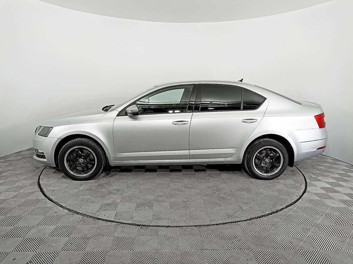 Skoda Octavia с пробегом — 2018 год. Фото: #7