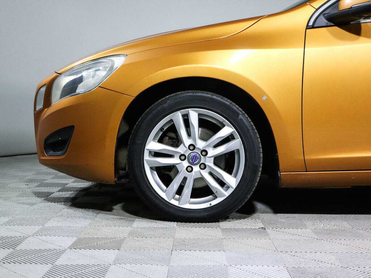 Volvo S60 с пробегом — 2012 год. Фото: #15