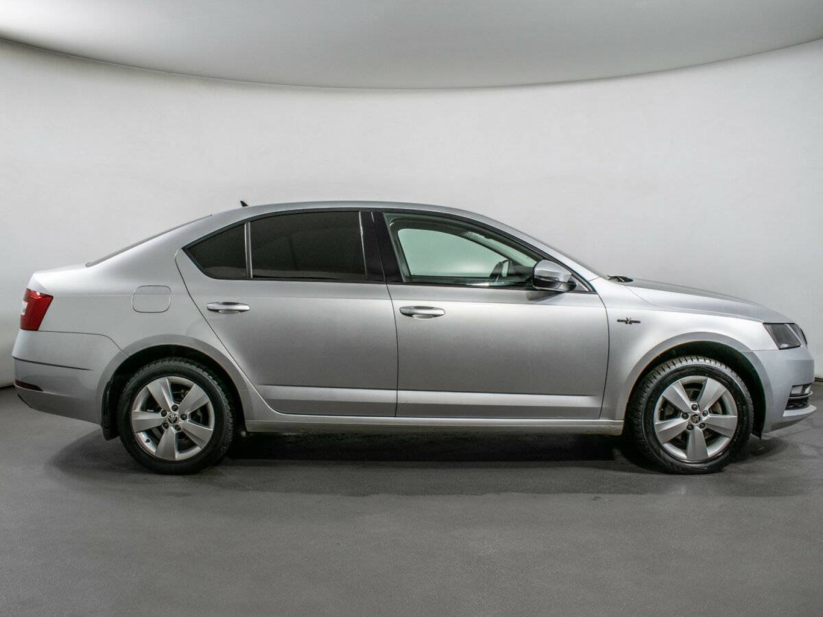 Skoda Octavia с пробегом — 2018 год. Фото: #3