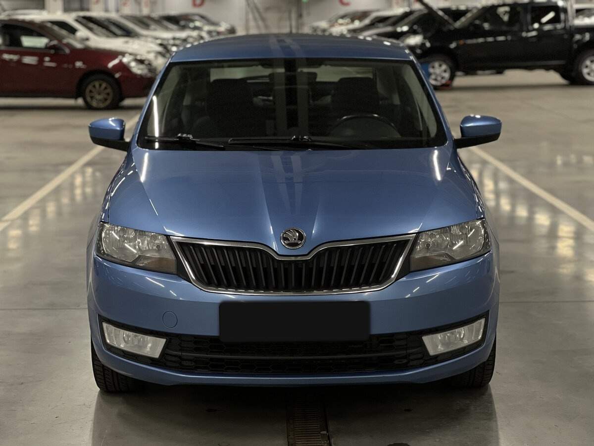 Skoda Rapid с пробегом — 2016 год. Фото: #1