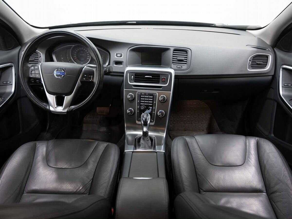 Volvo S60 с пробегом — 2013 год. Фото: #15