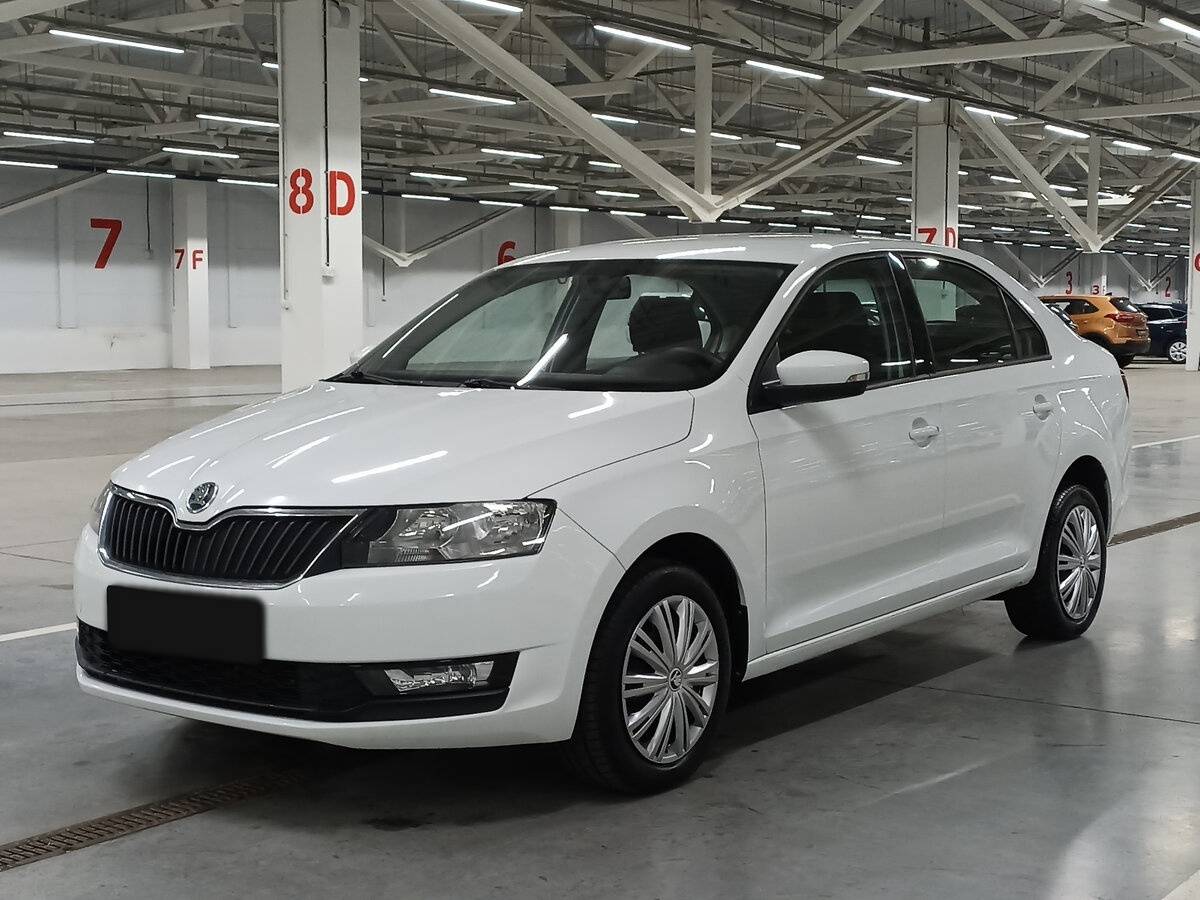 Skoda Rapid с пробегом — 2018 год. Посмотреть фото