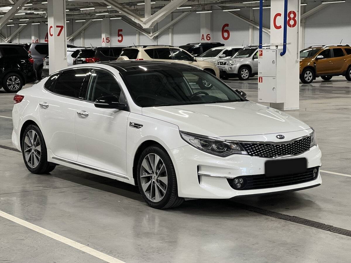 Kia K5 с пробегом — 2017 год. Фото: #2