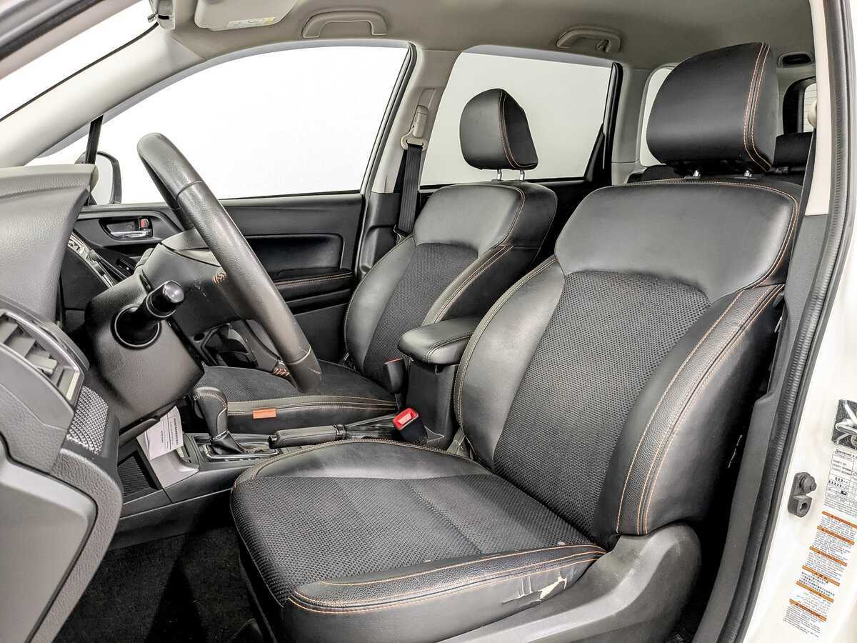 Subaru Forester с пробегом — 2015 год. Фото: #17