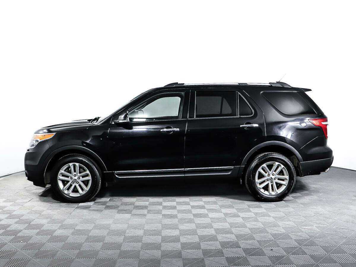 Ford Explorer с пробегом — 2014 год. Фото: #7