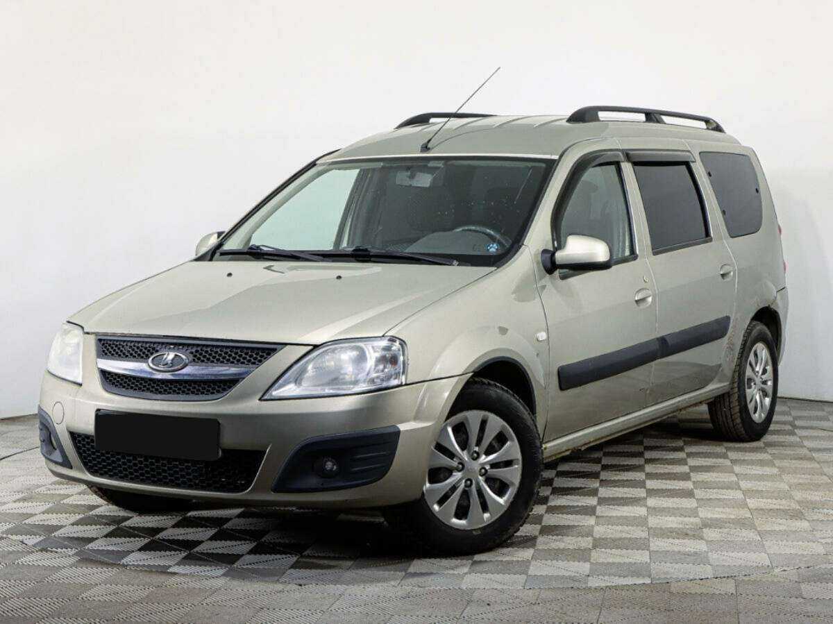 Lada (ВАЗ) Largus с пробегом — 2013 год. Посмотреть фото