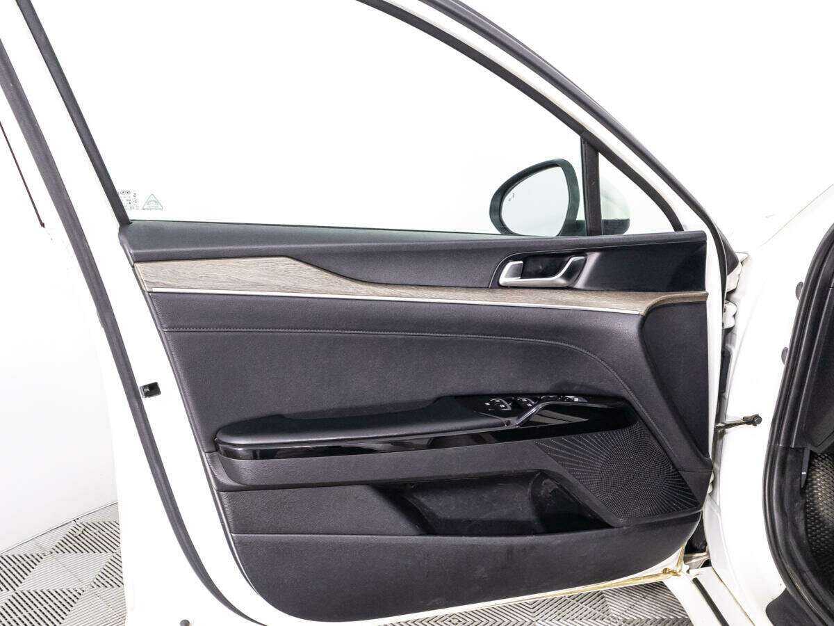 Kia K5 с пробегом — 2020 год. Фото: #23