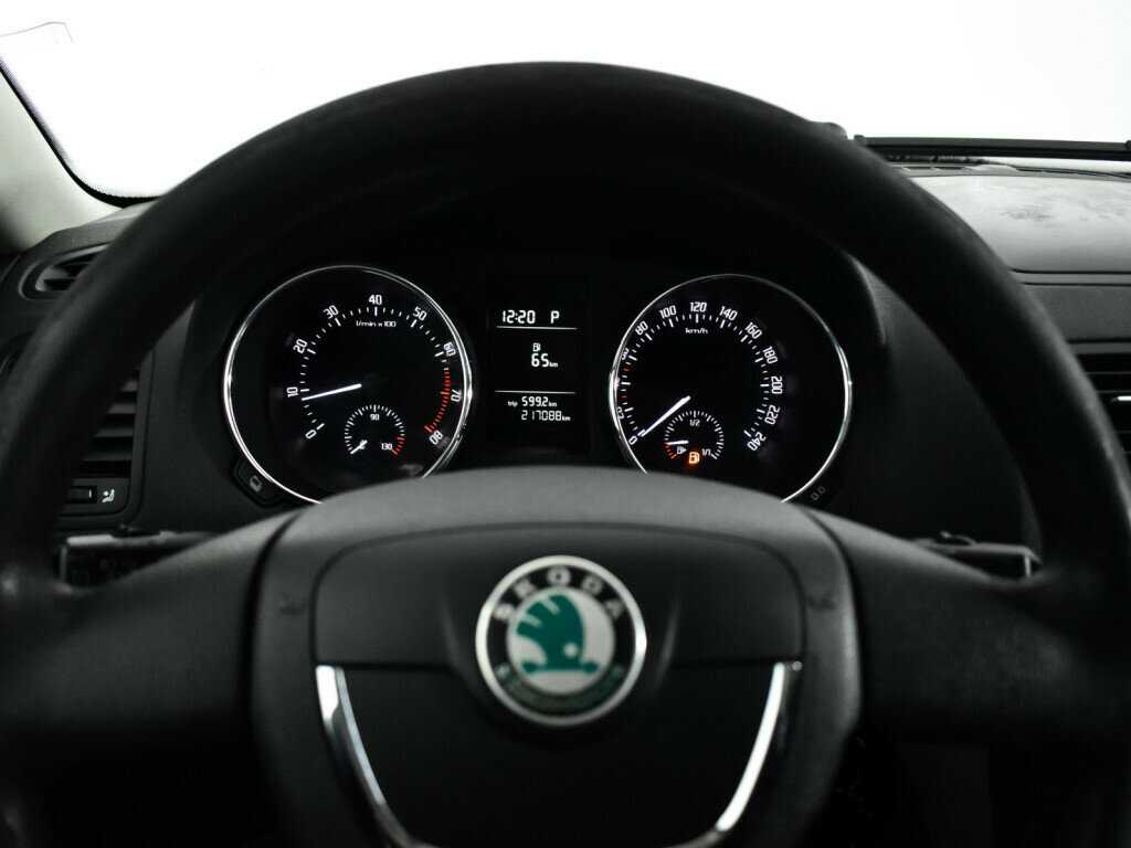 Skoda Yeti с пробегом — 2012 год. Фото: #10
