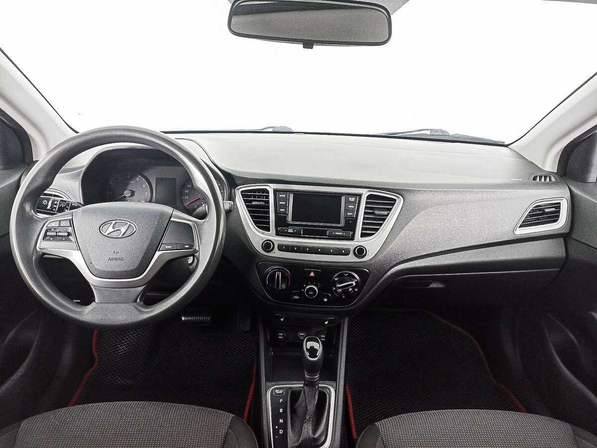 Hyundai Solaris с пробегом — 2019 год. Фото: #11