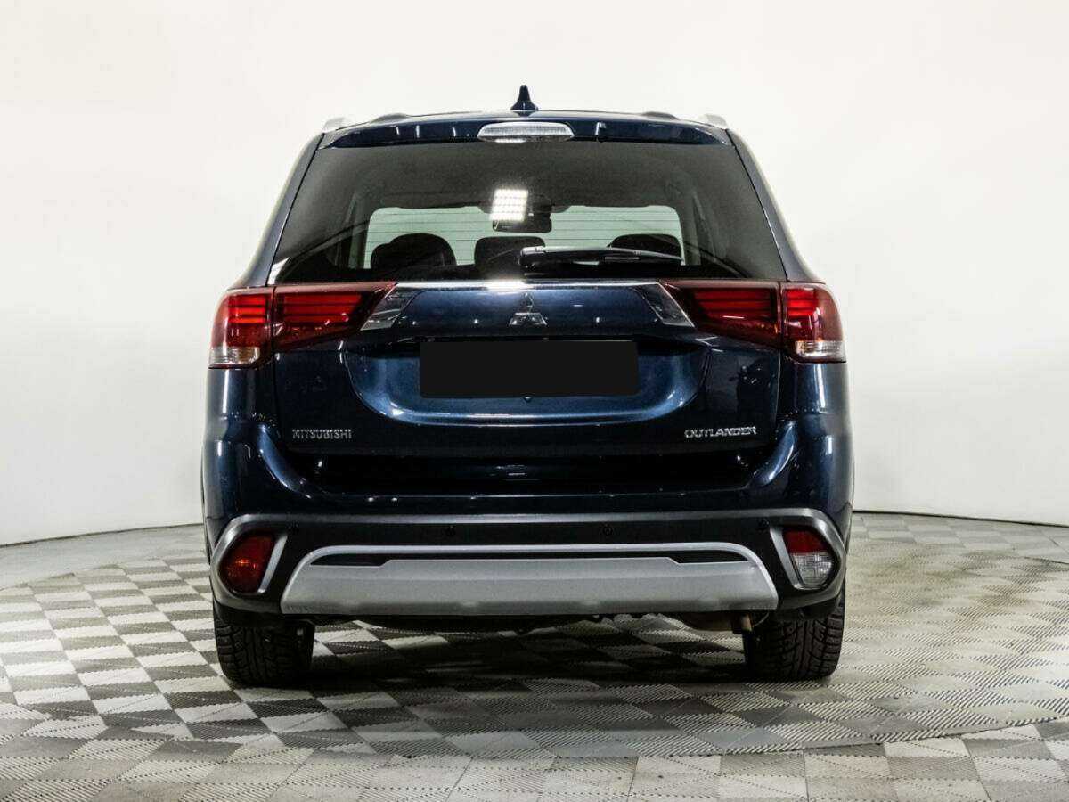 Mitsubishi Outlander с пробегом — 2019 год. Фото: #4
