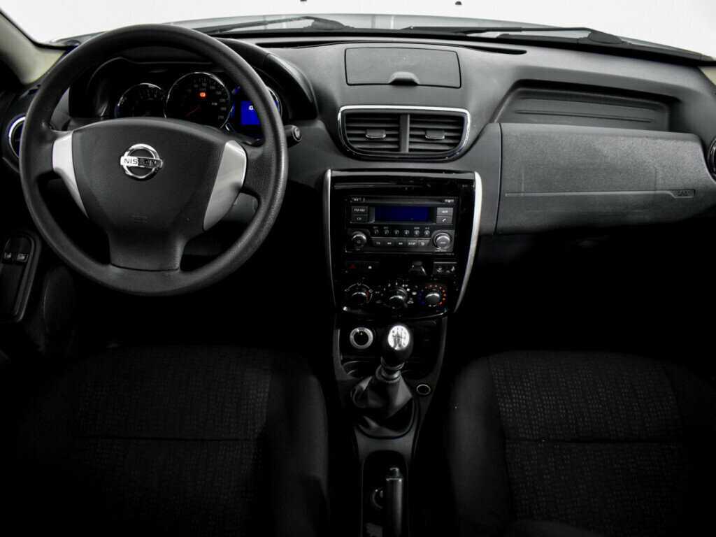 Nissan Terrano с пробегом — 2016 год. Фото: #8