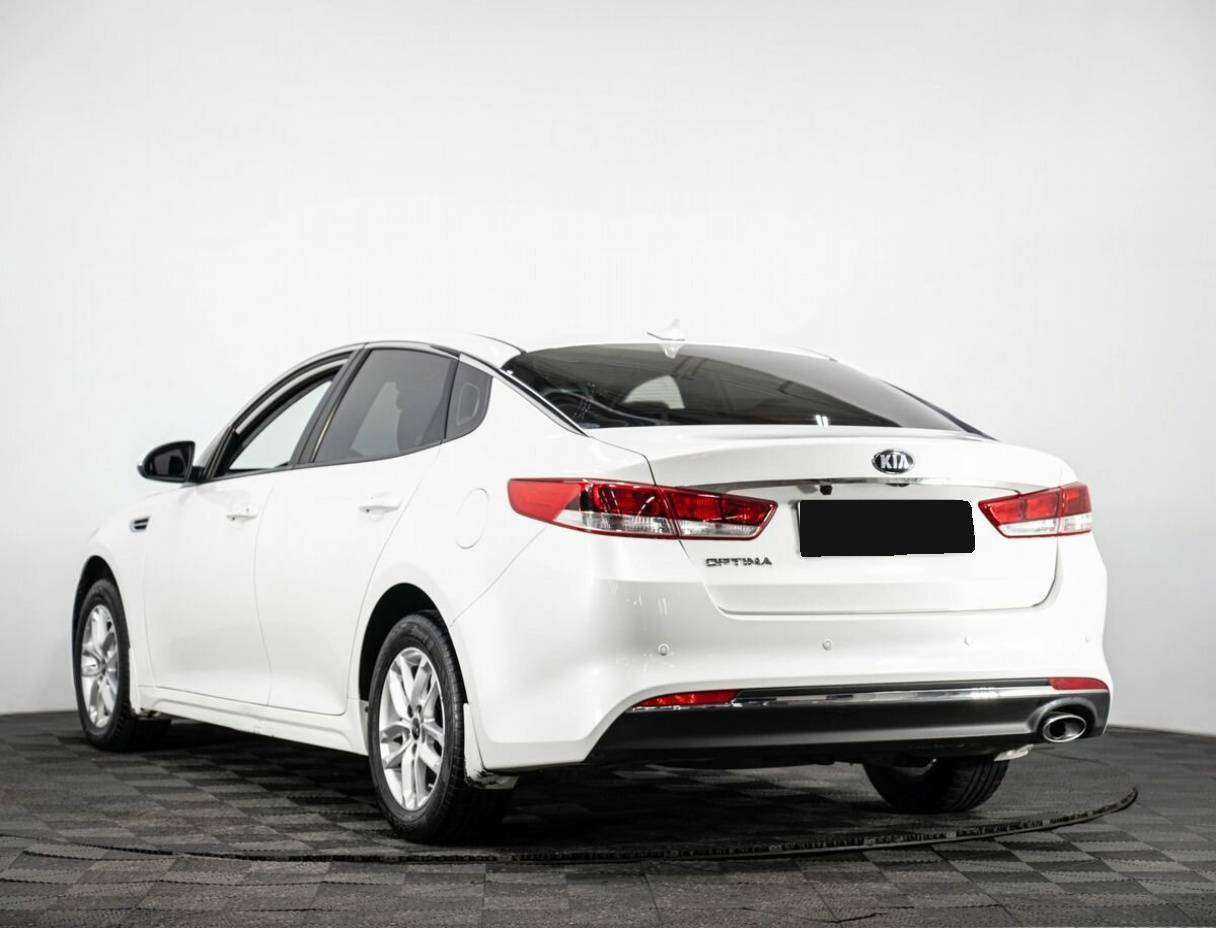 Kia Optima с пробегом — 2017 год. Фото: #3