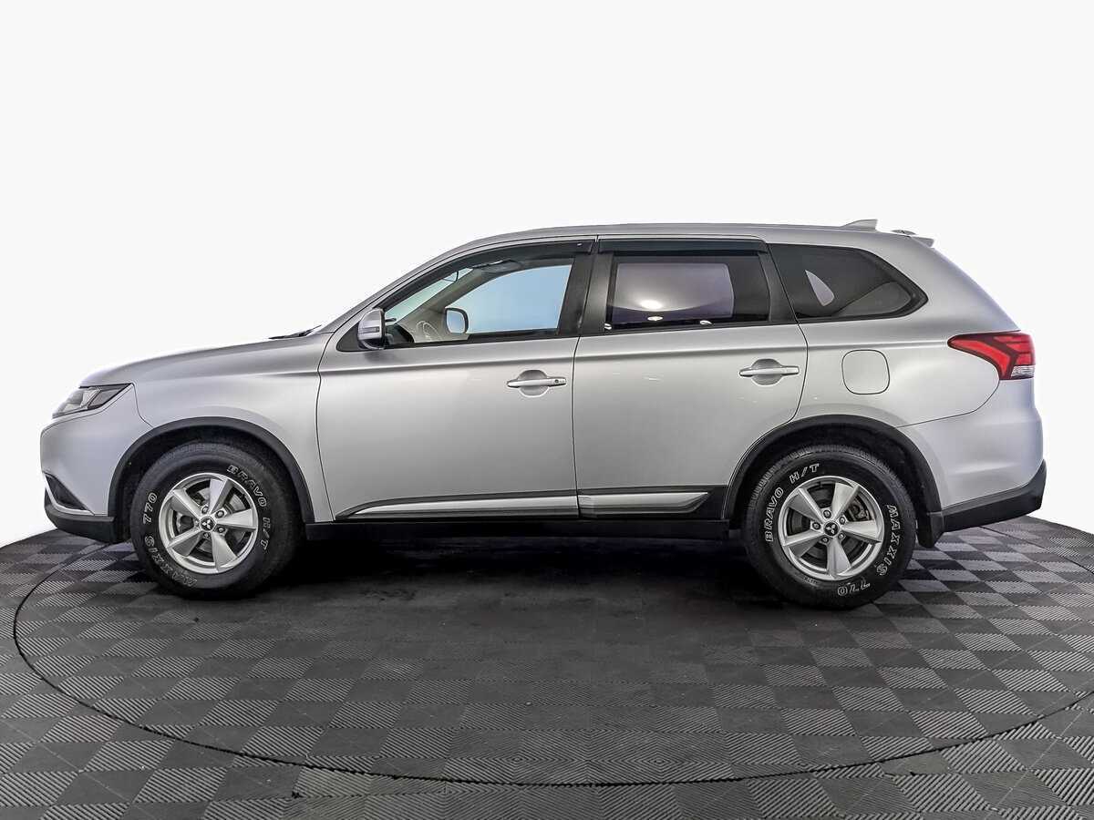 Mitsubishi Outlander с пробегом — 2019 год. Фото: #7
