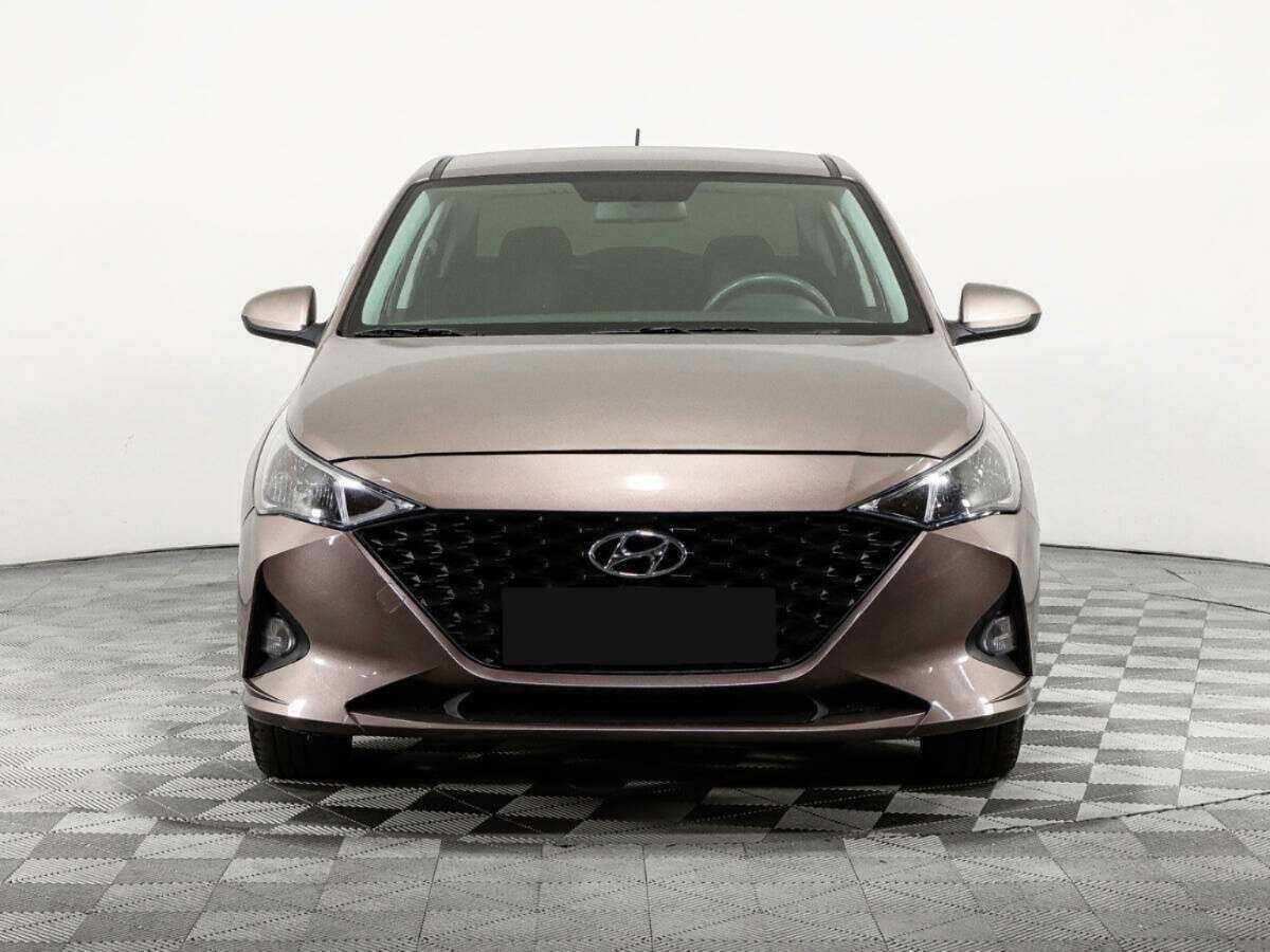 Hyundai Solaris с пробегом — 2020 год. Фото: #1