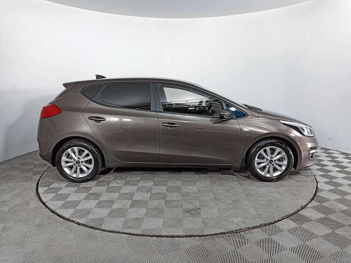 Kia Ceed с пробегом — 2018 год. Фото: #3