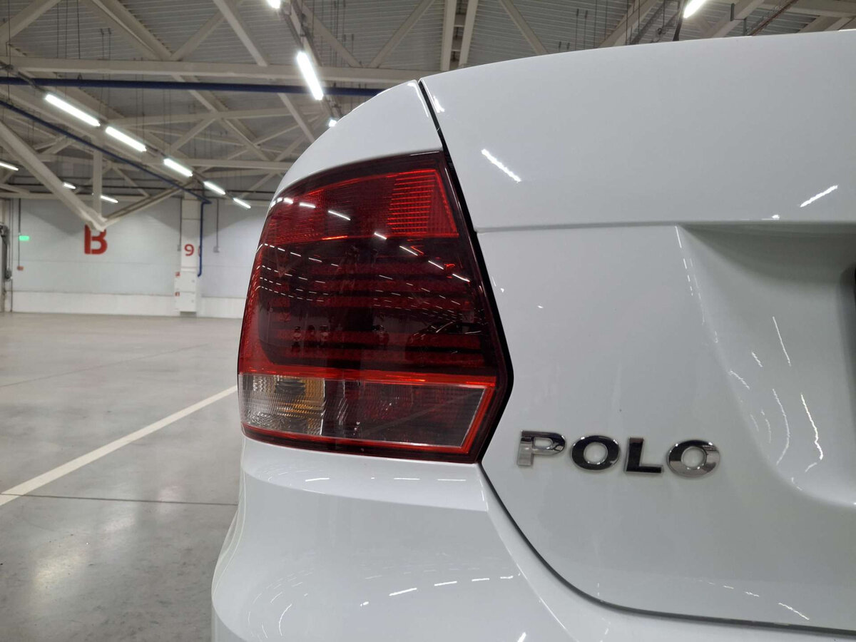 Volkswagen Polo с пробегом — 2018 год. Фото: #8