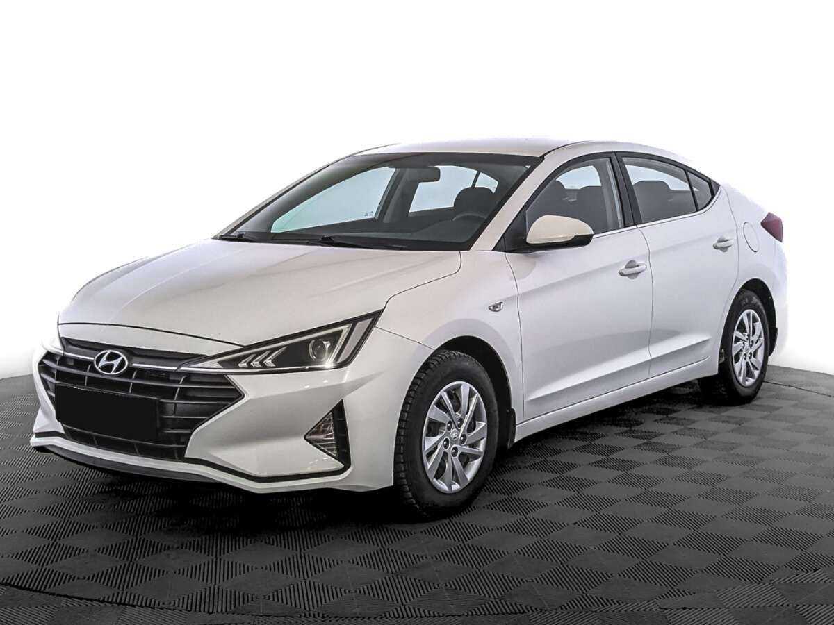 Hyundai Elantra с пробегом — 2020 год. Фото: #0