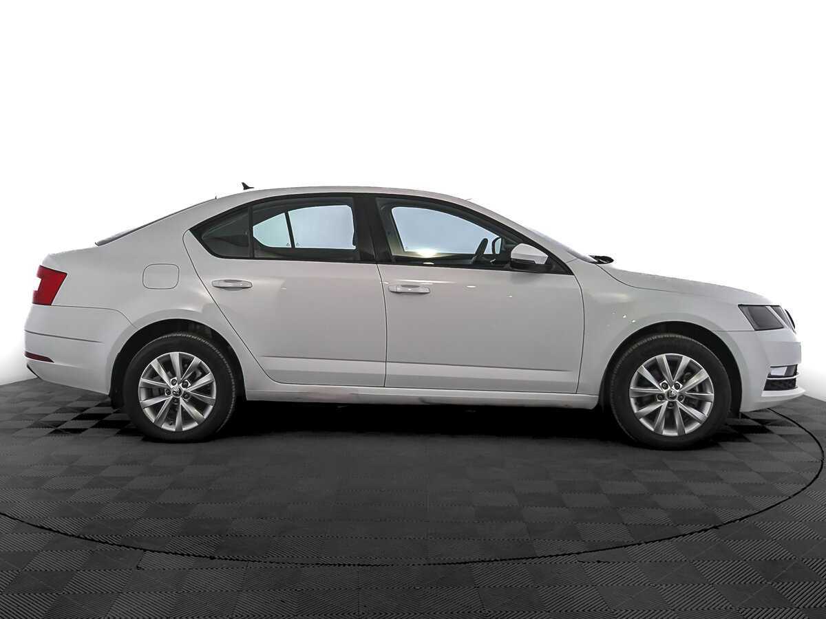 Skoda Octavia с пробегом — 2019 год. Фото: #3