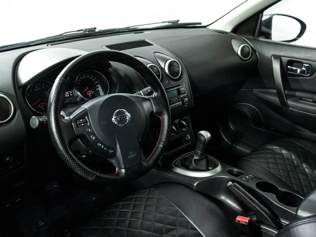 Nissan Qashqai+2 с пробегом — 2012 год. Фото: #9