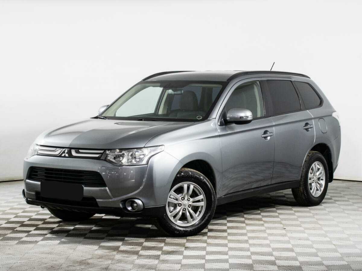 Mitsubishi Outlander с пробегом — 2012 год. Фото: #0