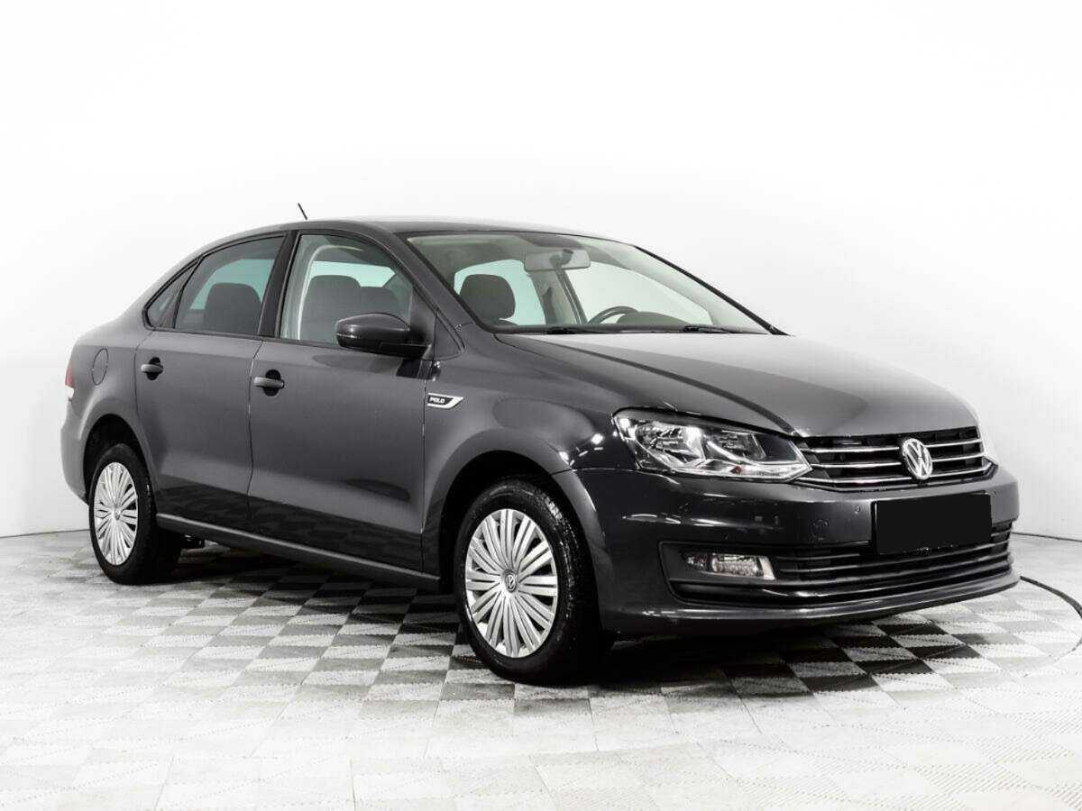 Volkswagen Polo с пробегом — 2018 год. Фото: #2