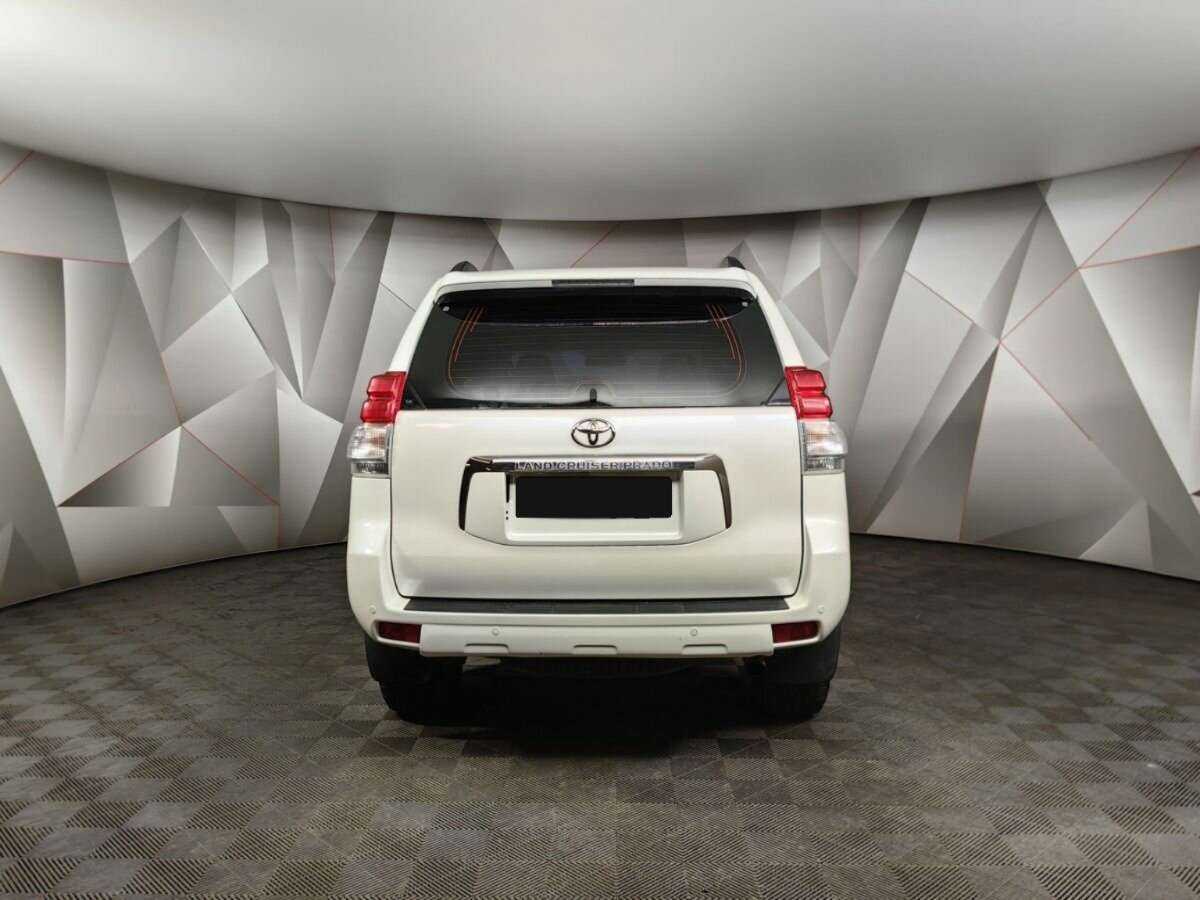 Toyota Land Cruiser Prado с пробегом — 2012 год. Фото: #7