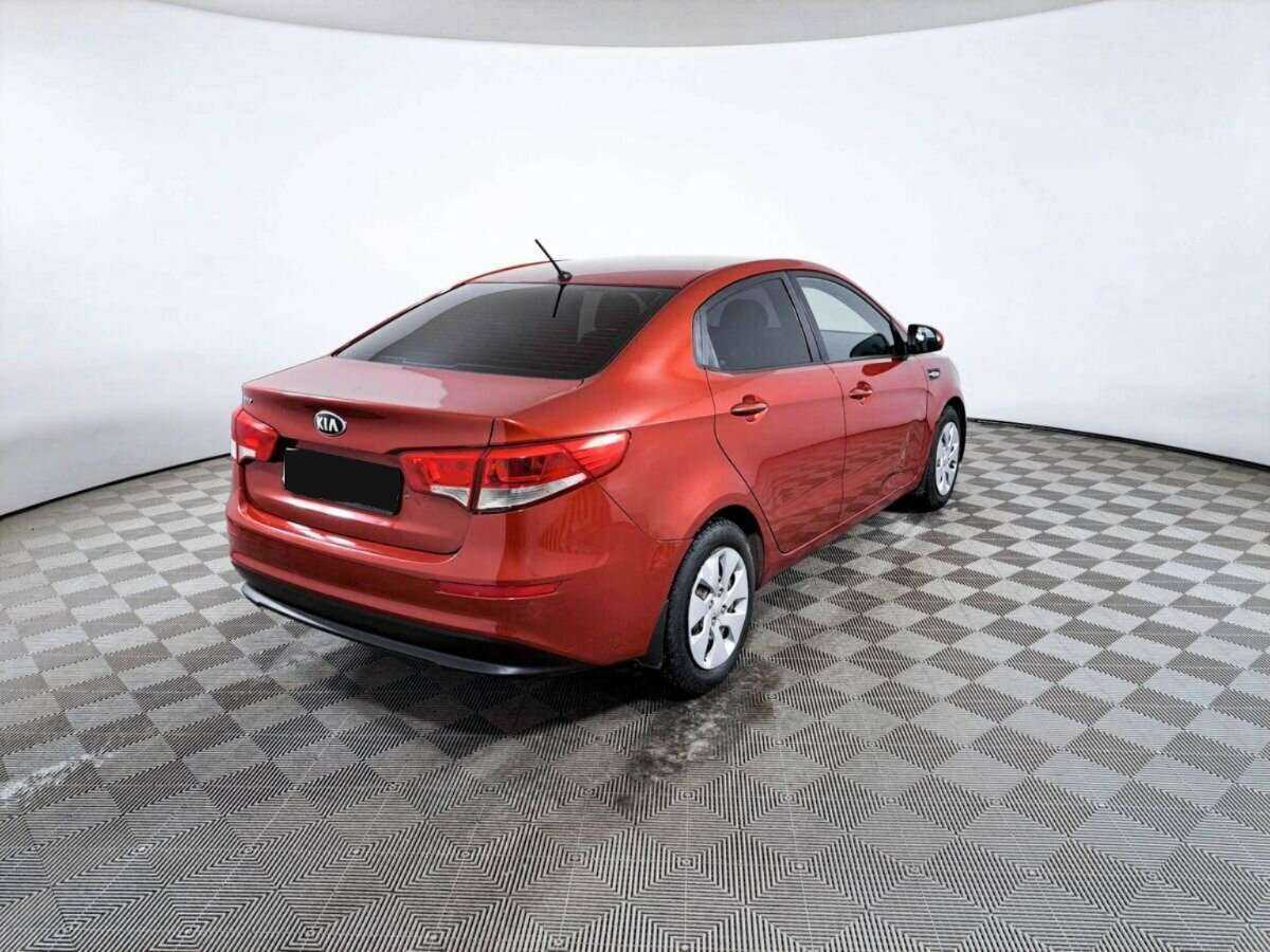 Kia Rio с пробегом — 2016 год. Фото: #4