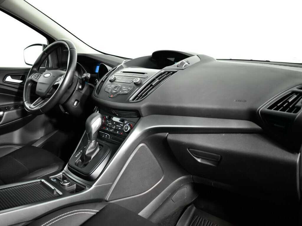 Ford Kuga с пробегом — 2017 год. Фото: #8