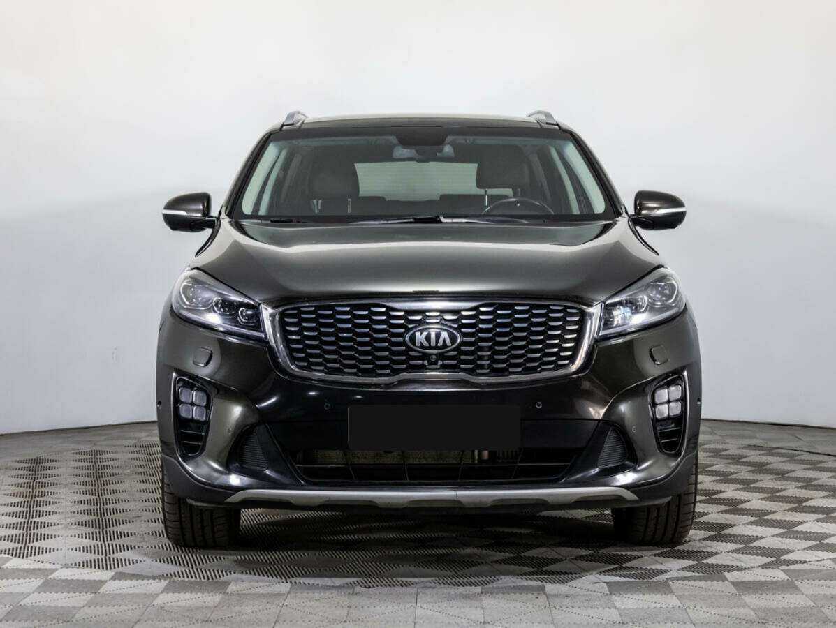 Kia Sorento с пробегом — 2018 год. Фото: #1