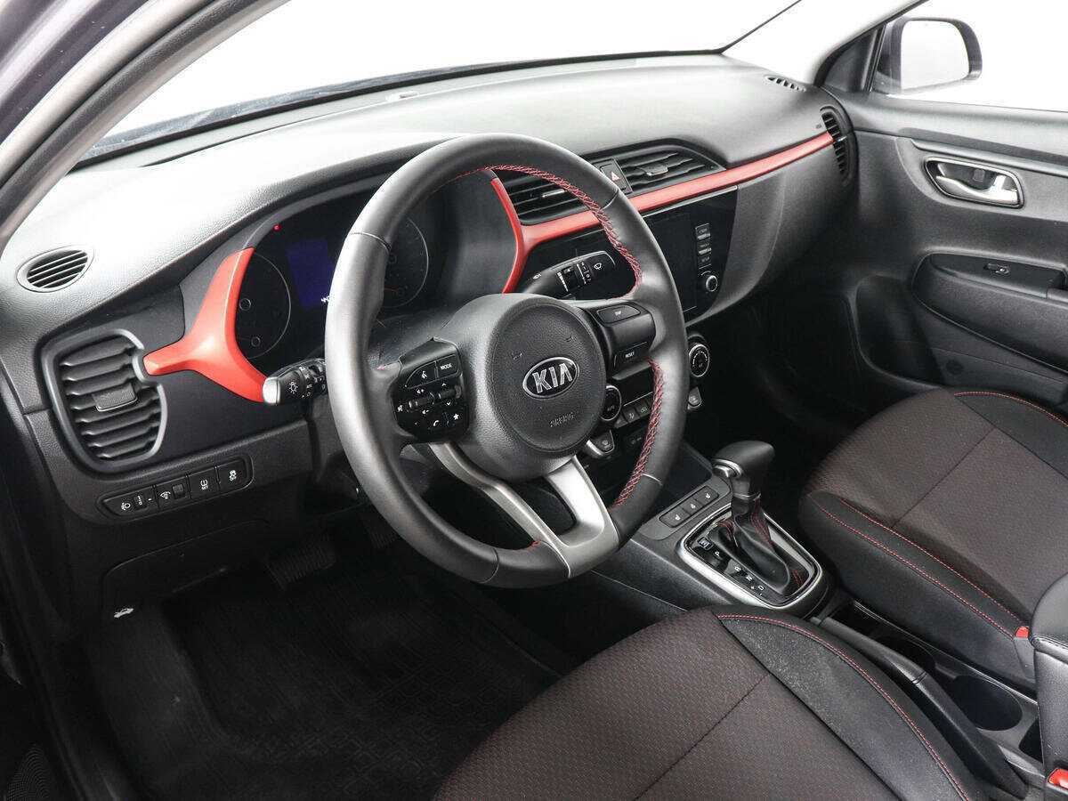 Kia Rio с пробегом — 2021 год. Фото: #8