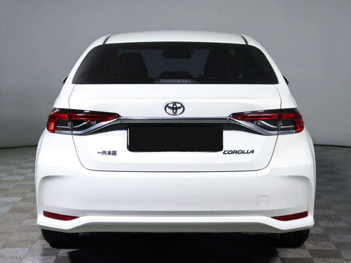 Toyota Corolla с пробегом — 2022 год. Фото: #3